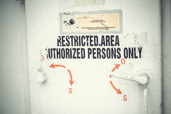restricted area 600